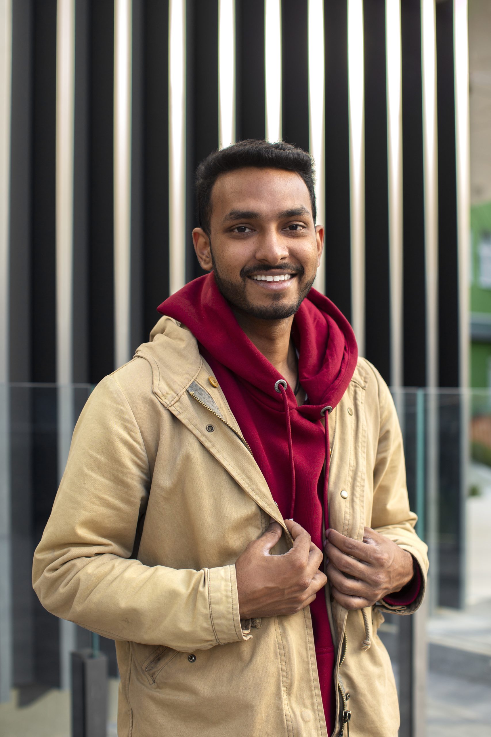 medium-shot-smiley-man-posing